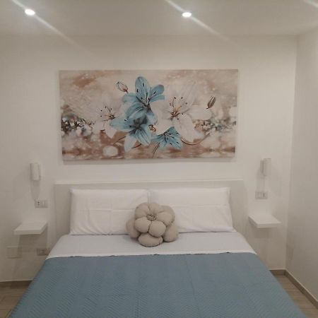 La Casa Dei Nonni Hotel Bari Bagian luar foto
