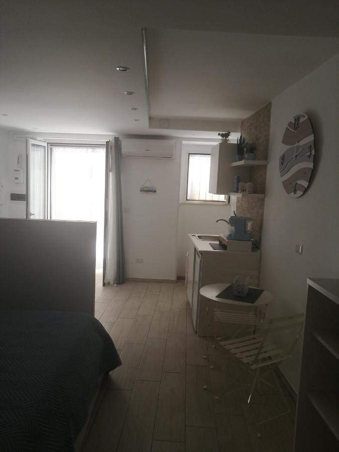 La Casa Dei Nonni Hotel Bari Bagian luar foto
